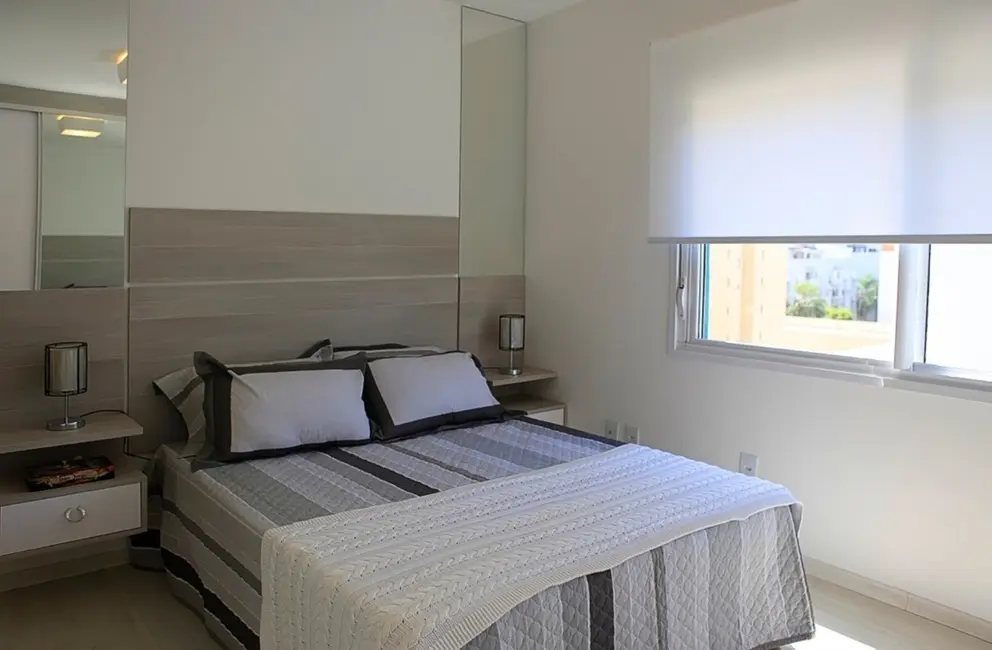 Apartamento com 3 quartos à venda, 113m2 em Passo da Areia, Porto Alegre - RS - imagem 8 Foto 8 de Apartamento com 3 quartos à venda, 113m2 em Passo da Areia, Porto Alegre - RS