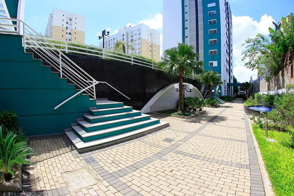 Apartamento com 3 quartos à venda, 113m2 em Passo da Areia, Porto Alegre - RS - imagem 3 Foto 3 de Apartamento com 3 quartos à venda, 113m2 em Passo da Areia, Porto Alegre - RS