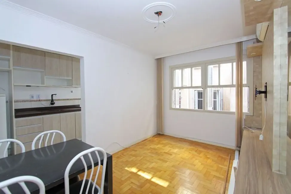 Foto 1 de Apartamento com 1 quarto à venda, 43m2 em Praia de Belas, Porto Alegre - RS