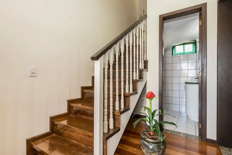 Foto 8 de Casa de Condomínio com 4 quartos à venda, 335m2 em Jardim Itu, Porto Alegre - RS