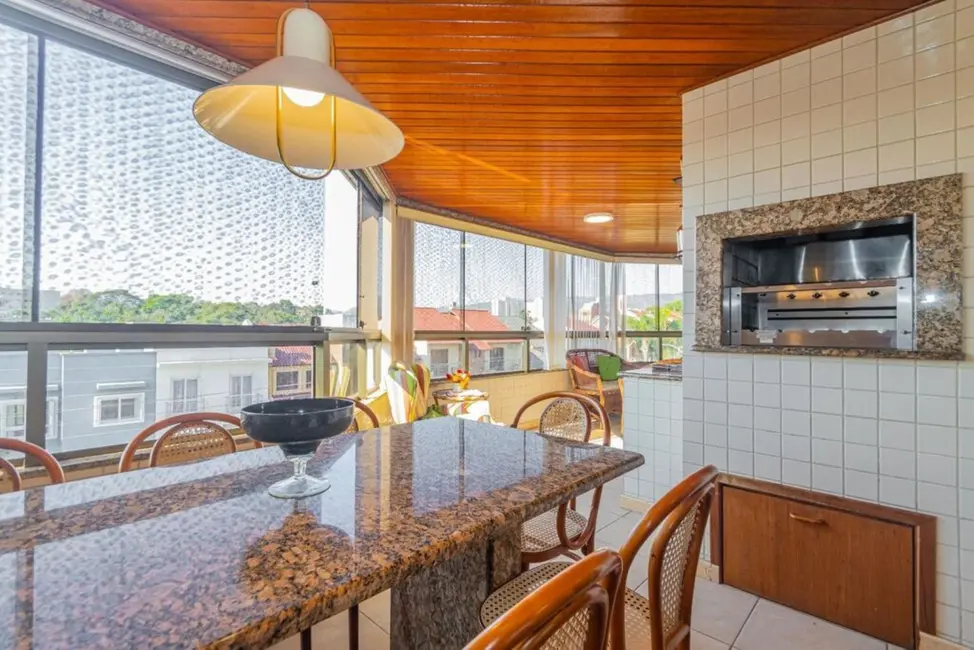 Foto 6 de Apartamento com 3 quartos à venda, 150m2 em Porto Alegre - RS