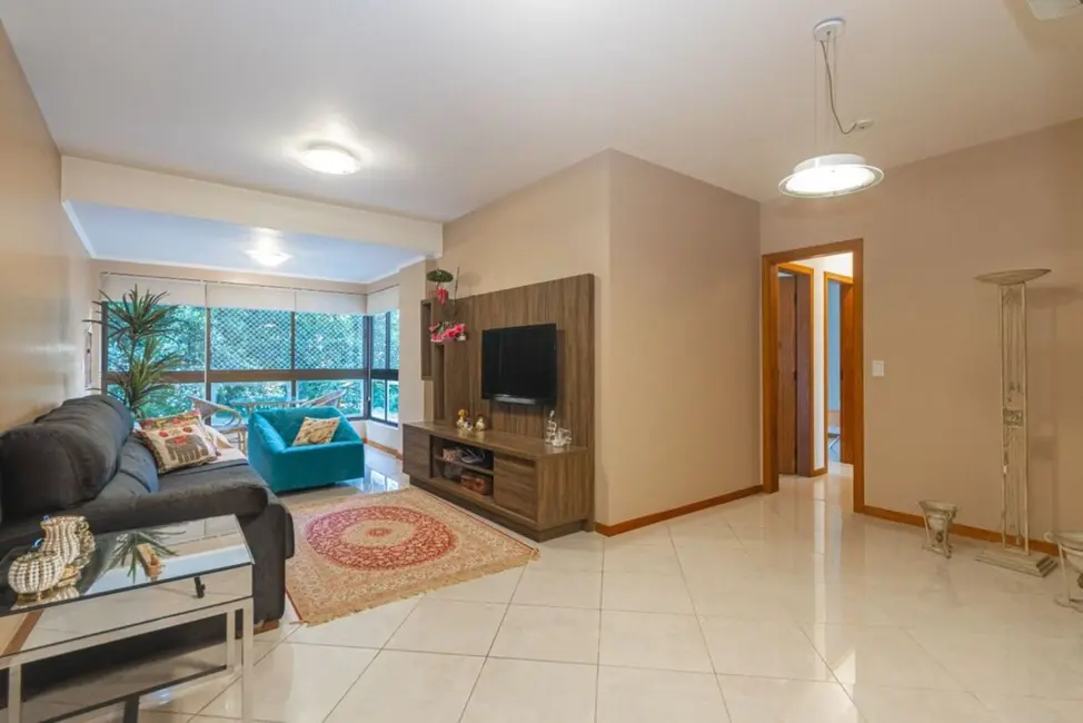 Foto 2 de Apartamento com 3 quartos à venda, 100m2 em Moinhos de Vento, Porto Alegre - RS