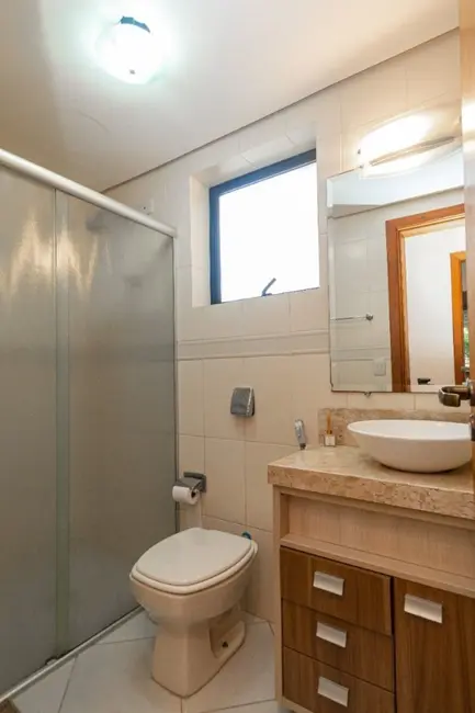 Foto 9 de Apartamento com 3 quartos à venda, 100m2 em Moinhos de Vento, Porto Alegre - RS