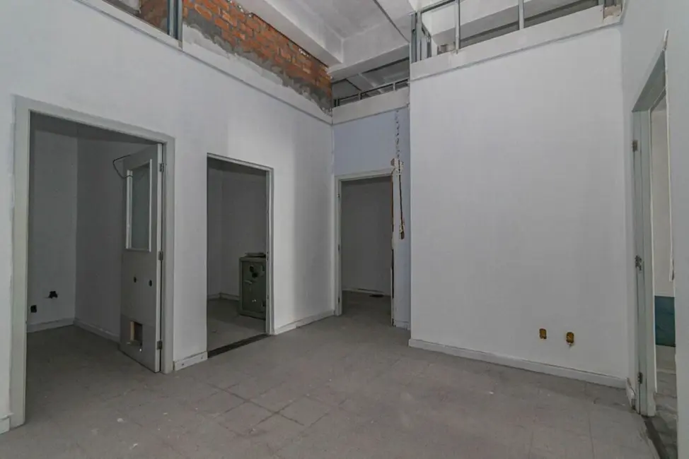 Foto 6 de Loja à venda, 308m2 em Rubem Berta, Porto Alegre - RS