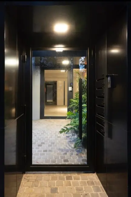 Apartamento com 2 quartos à venda, 138m2 em Higienópolis, Porto Alegre - RS - imagem 9 Foto 9 de Apartamento com 2 quartos à venda, 138m2 em Higienópolis, Porto Alegre - RS