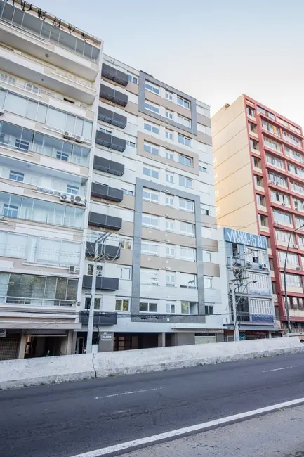 Foto 2 de Apartamento com 2 quartos à venda, 45m2 em Cidade Baixa, Porto Alegre - RS