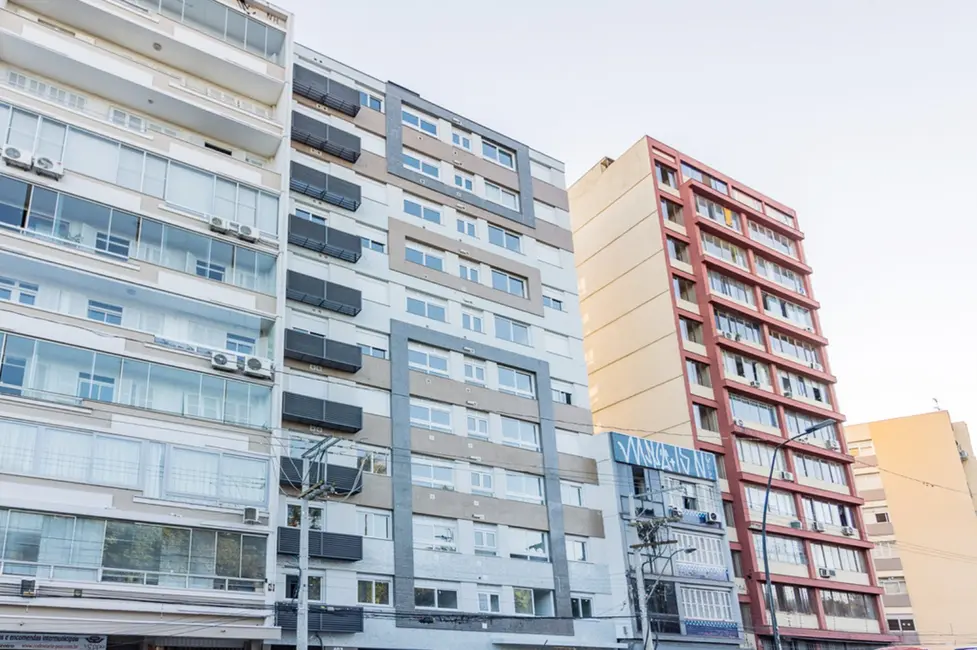Foto 3 de Apartamento com 2 quartos à venda, 45m2 em Cidade Baixa, Porto Alegre - RS
