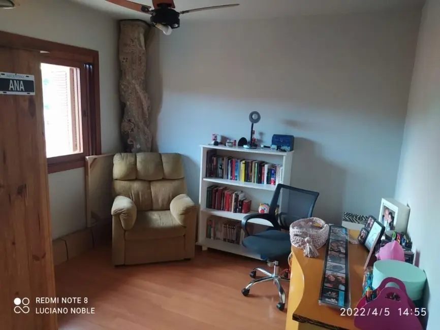 Casa com 4 quartos à venda, 322m2 em Glória, Porto Alegre - RS - imagem 3 Foto 3 de Casa com 4 quartos à venda, 322m2 em Glória, Porto Alegre - RS