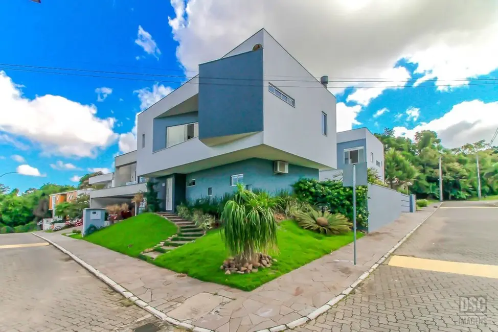 Foto 1 de Casa de Condomínio com 4 quartos à venda, 318m2 em Hípica, Porto Alegre - RS