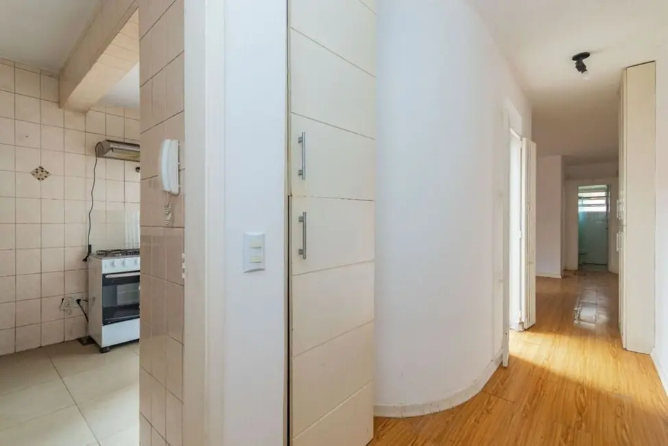 Foto 2 de Apartamento com 1 quarto à venda, 55m2 em Santana, Porto Alegre - RS