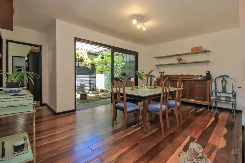 Foto 5 de Casa com 3 quartos à venda, 246m2 em Ipanema, Porto Alegre - RS