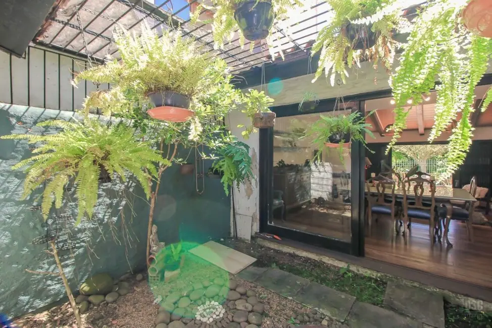 Foto 8 de Casa com 3 quartos à venda, 246m2 em Ipanema, Porto Alegre - RS