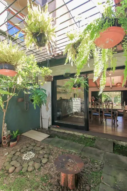 Foto 9 de Casa com 3 quartos à venda, 246m2 em Ipanema, Porto Alegre - RS