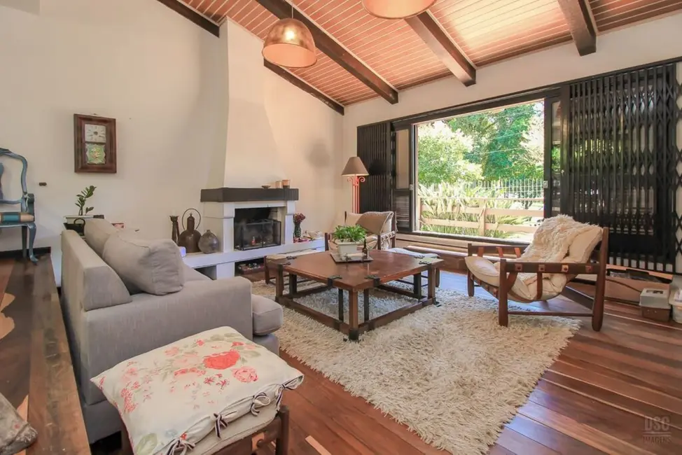 Foto 4 de Casa com 3 quartos à venda, 246m2 em Ipanema, Porto Alegre - RS