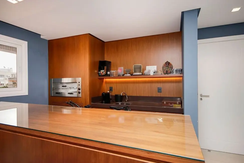 Apartamento com 2 quartos à venda, 157m2 em Menino Deus, Porto Alegre - RS - imagem 7 Foto 7 de Apartamento com 2 quartos à venda, 157m2 em Menino Deus, Porto Alegre - RS