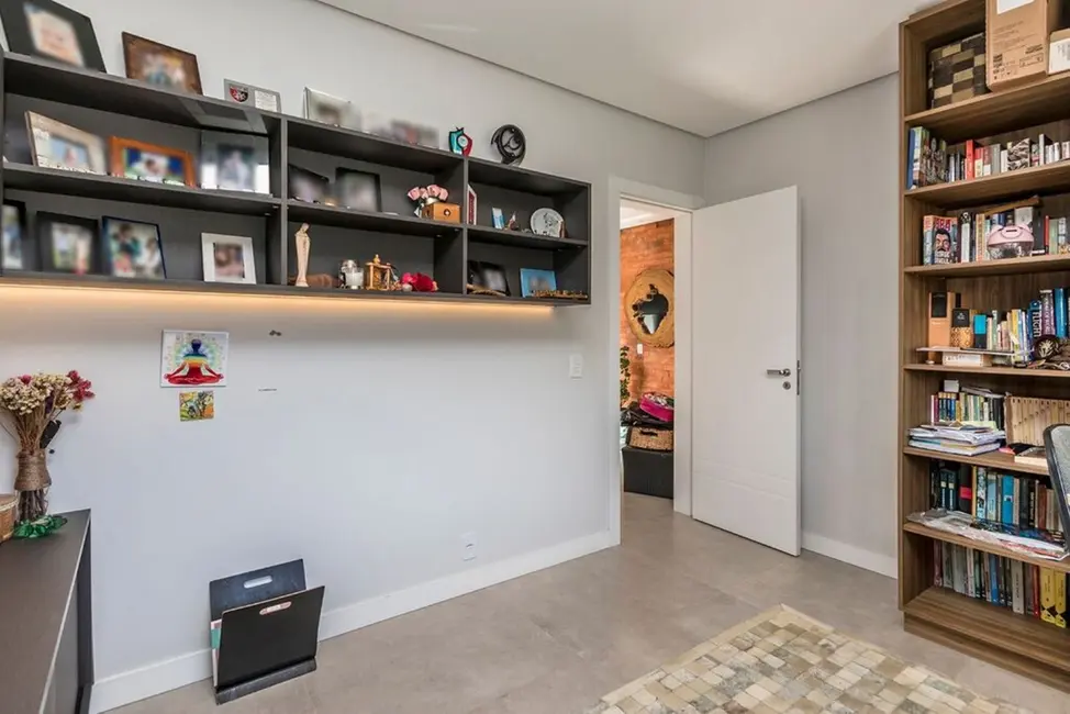 Foto 9 de Casa de Condomínio com 3 quartos à venda, 336m2 em Vila Nova, Porto Alegre - RS