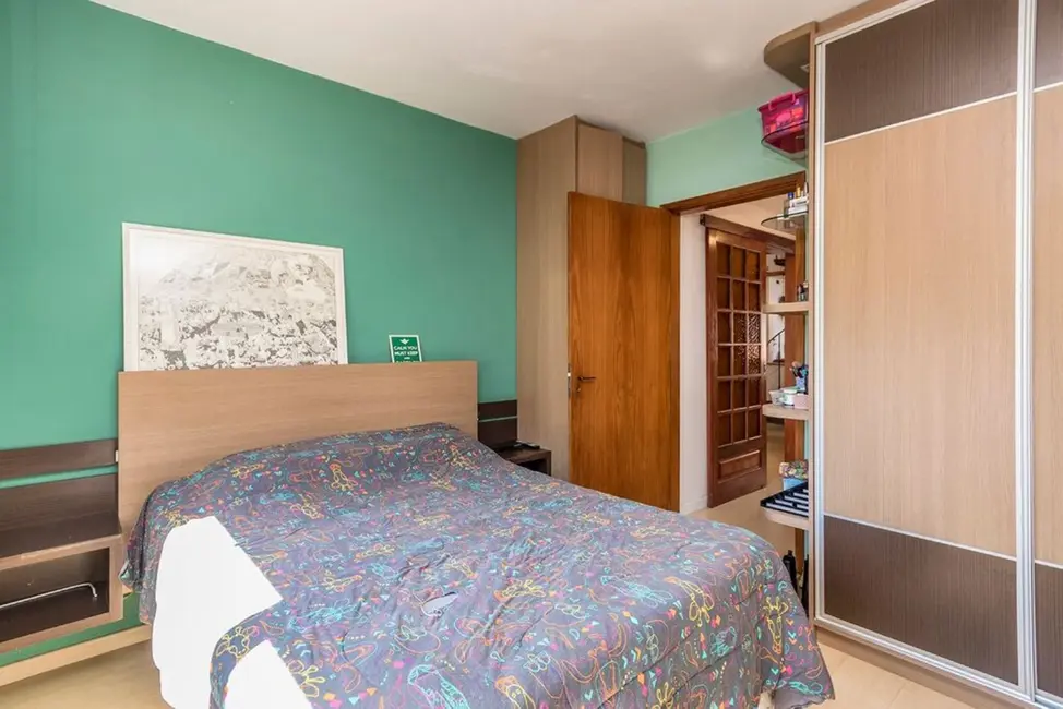 Apartamento com 2 quartos à venda, 129m2 em Petrópolis, Porto Alegre - RS - imagem 9 Foto 9 de Apartamento com 2 quartos à venda, 129m2 em Petrópolis, Porto Alegre - RS