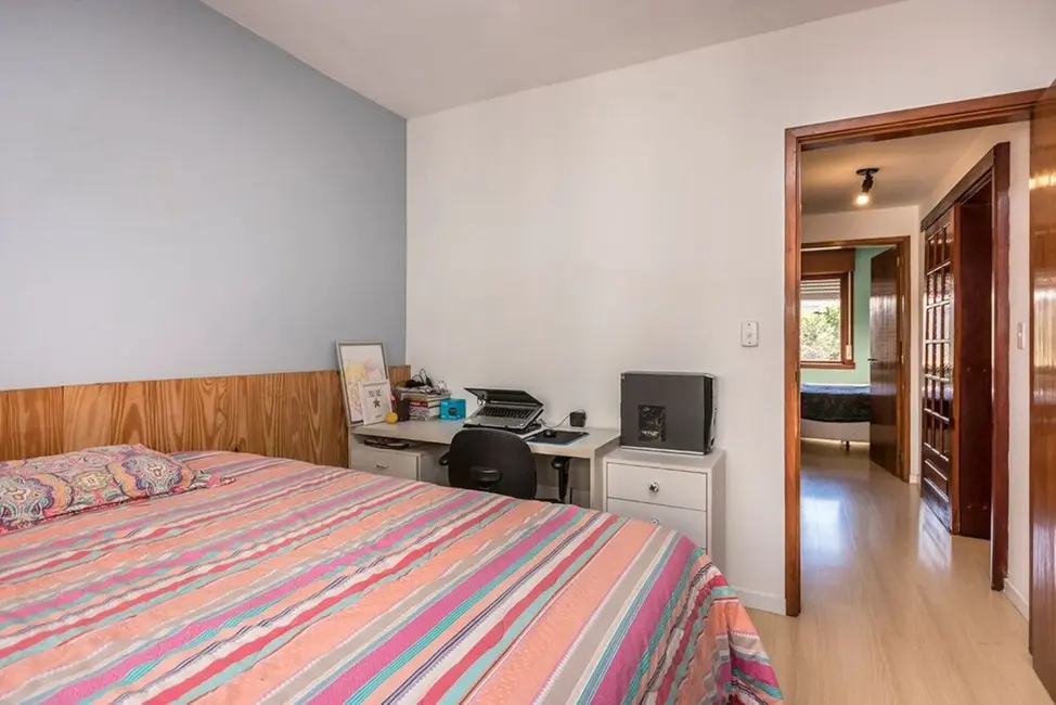 Apartamento com 2 quartos à venda, 129m2 em Petrópolis, Porto Alegre - RS - imagem 7 Foto 7 de Apartamento com 2 quartos à venda, 129m2 em Petrópolis, Porto Alegre - RS