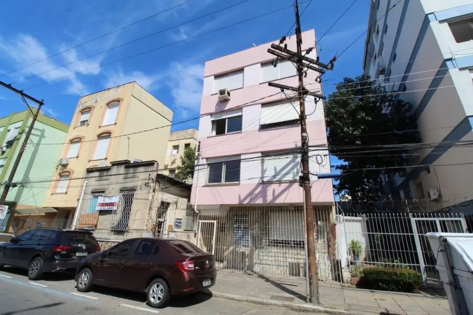 Apartamento com 2 quartos à venda, 61m2 em Santa Cecília, Porto Alegre - RS - imagem 1 Foto 1 de Apartamento com 2 quartos à venda, 61m2 em Santa Cecília, Porto Alegre - RS