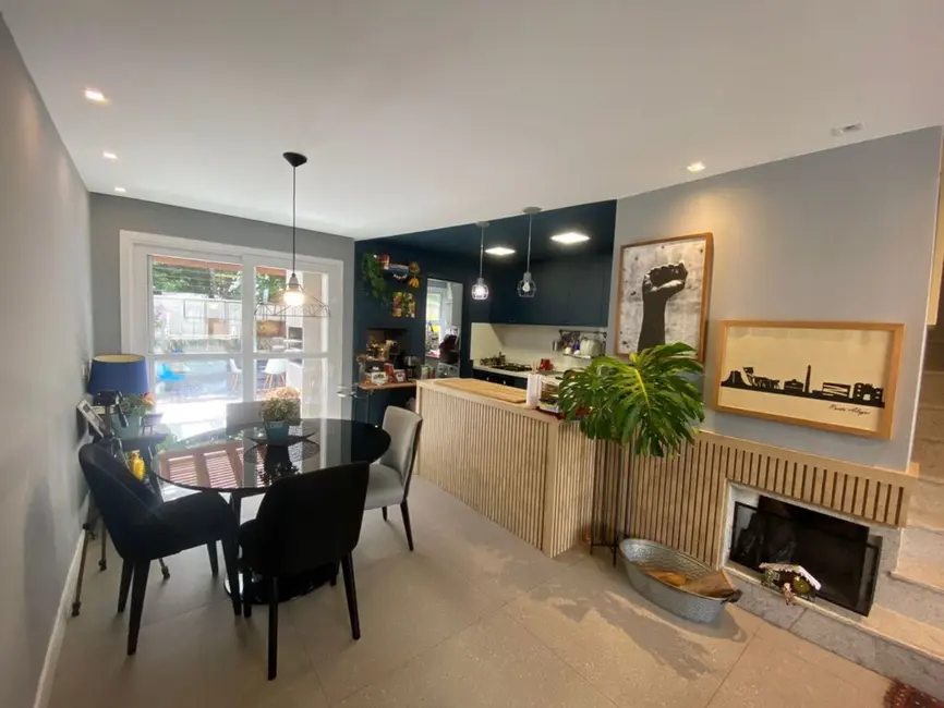 Foto 2 de Casa de Condomínio com 3 quartos à venda, 156m2 em Vila Nova, Porto Alegre - RS