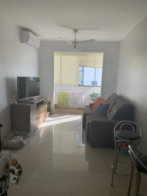 Foto 1 de Apartamento com 2 quartos à venda, 68m2 em Medianeira, Porto Alegre - RS