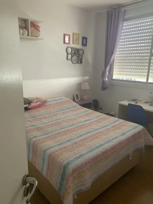 Foto 8 de Apartamento com 2 quartos à venda, 68m2 em Medianeira, Porto Alegre - RS