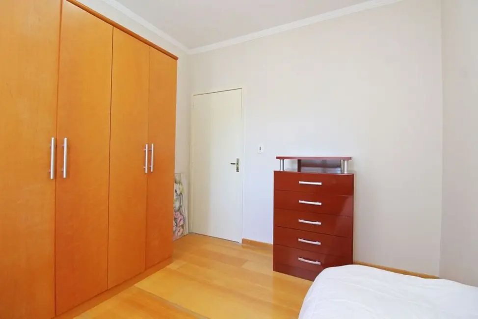 Foto 7 de Apartamento com 2 quartos à venda, 71m2 em São João, Porto Alegre - RS
