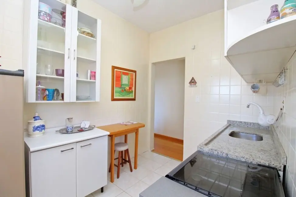 Foto 9 de Apartamento com 2 quartos à venda, 71m2 em São João, Porto Alegre - RS