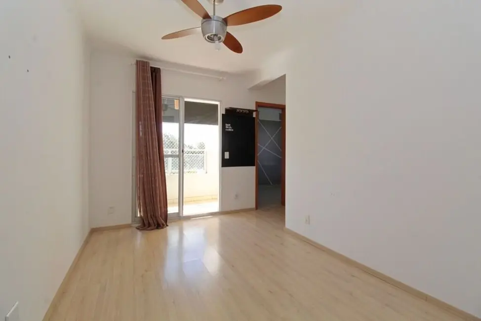 Foto 5 de Apartamento com 2 quartos à venda, 45m2 em Protásio Alves, Porto Alegre - RS