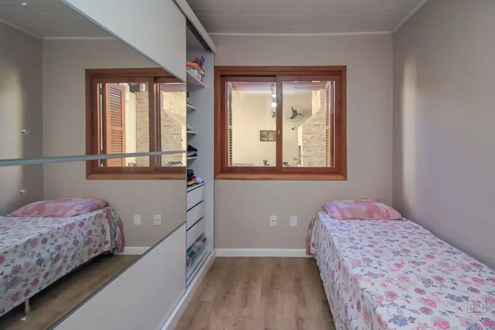 Casa com 2 quartos à venda, 70m2 em Hípica, Porto Alegre - RS - imagem 9 Foto 9 de Casa com 2 quartos à venda, 70m2 em Hípica, Porto Alegre - RS