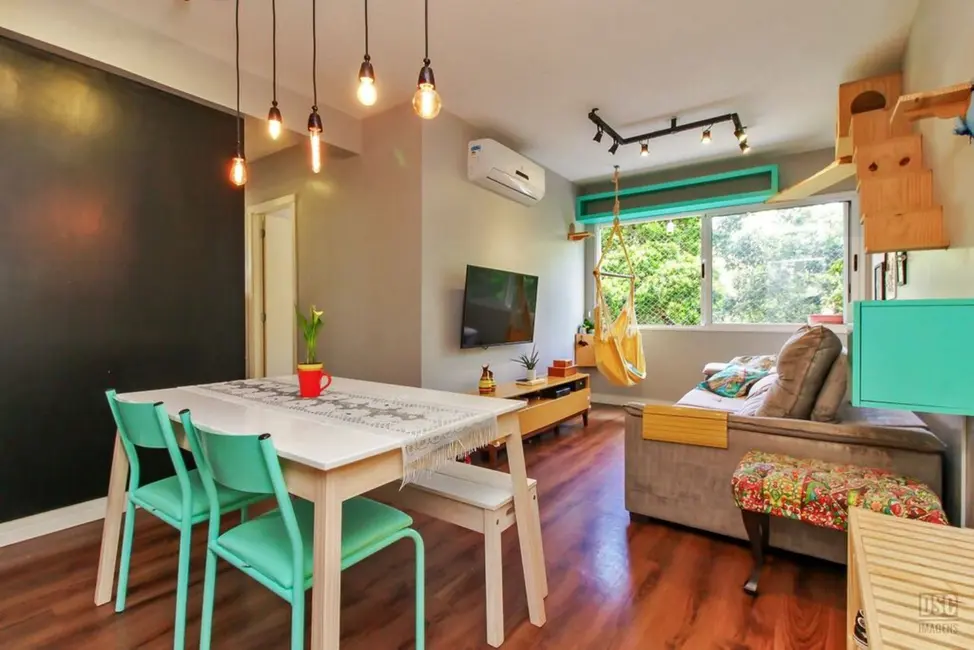 Foto 1 de Apartamento com 3 quartos à venda, 65m2 em Santo Antônio, Porto Alegre - RS