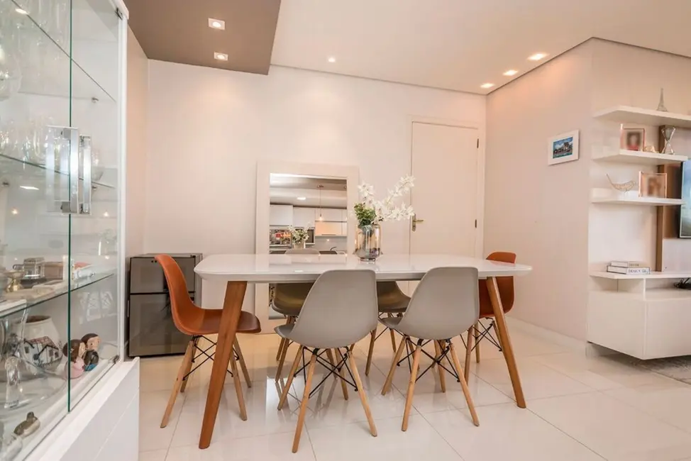 Foto 3 de Apartamento com 3 quartos à venda, 83m2 em Jardim Itu Sabará, Porto Alegre - RS