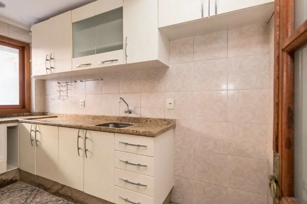 Foto 7 de Apartamento com 2 quartos à venda, 76m2 em Porto Alegre - RS