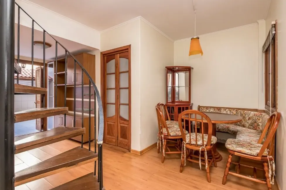 Foto 3 de Apartamento com 2 quartos à venda, 76m2 em Porto Alegre - RS