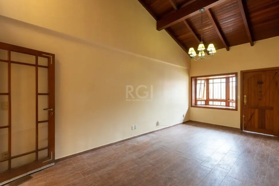 Casa com 3 quartos à venda, 273m2 em Cristal, Porto Alegre - RS - imagem 6 Foto 6 de Casa com 3 quartos à venda, 273m2 em Cristal, Porto Alegre - RS