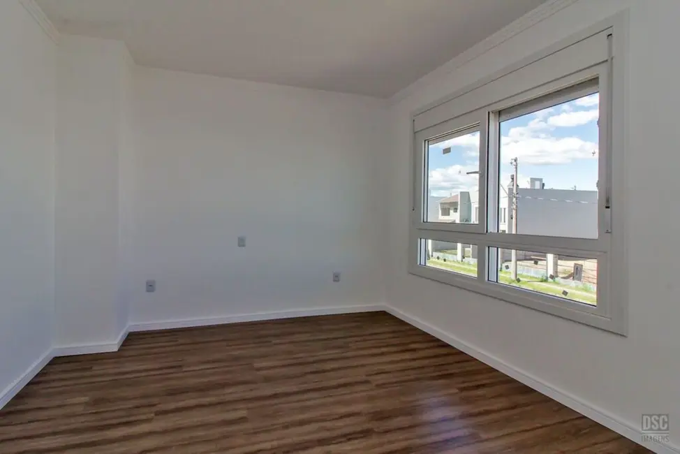 Foto 2 de Casa com 3 quartos à venda, 105m2 em Hípica, Porto Alegre - RS