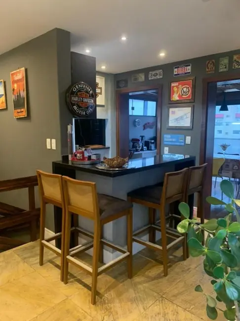 Apartamento com 3 quartos à venda, 289m2 em Jardim Lindóia, Porto Alegre - RS - imagem 5 Foto 5 de Apartamento com 3 quartos à venda, 289m2 em Jardim Lindóia, Porto Alegre - RS