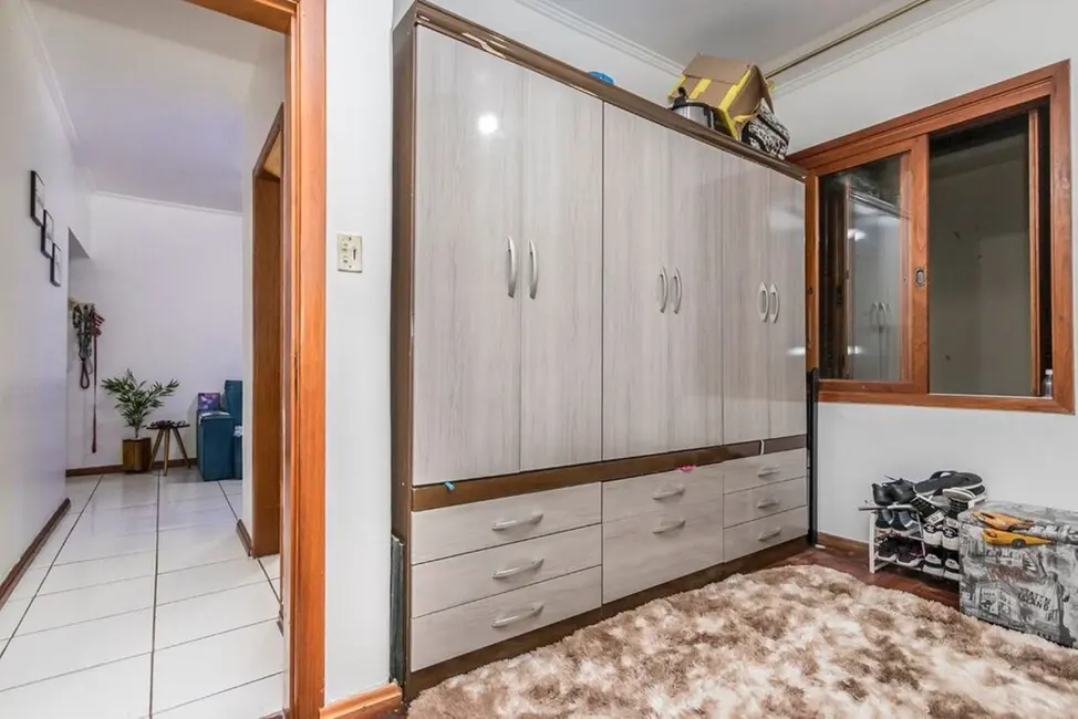 Apartamento com 2 quartos à venda, 64m2 em Menino Deus, Porto Alegre - RS - imagem 6 Foto 6 de Apartamento com 2 quartos à venda, 64m2 em Menino Deus, Porto Alegre - RS