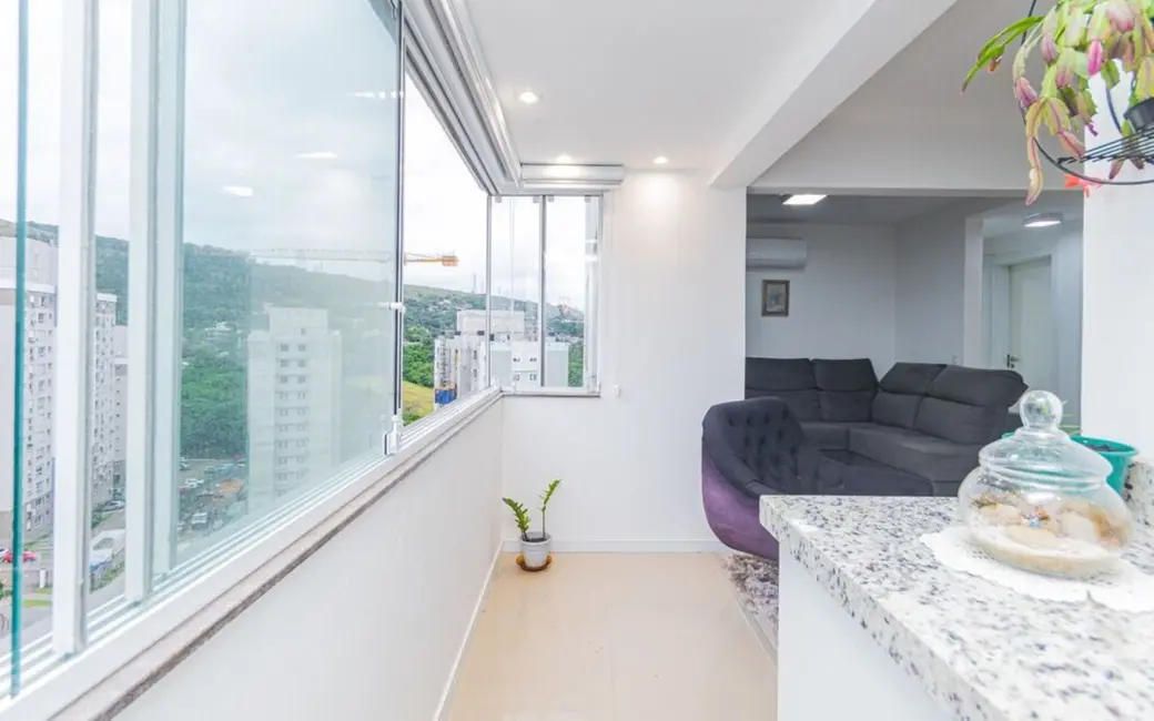 Apartamento com 3 quartos à venda, 80m2 em Jardim Carvalho, Porto Alegre - RS - imagem 8 Foto 8 de Apartamento com 3 quartos à venda, 80m2 em Jardim Carvalho, Porto Alegre - RS