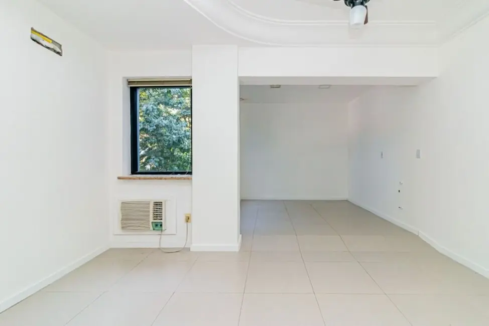 Foto 5 de Sala Comercial à venda, 27m2 em Auxiliadora, Porto Alegre - RS