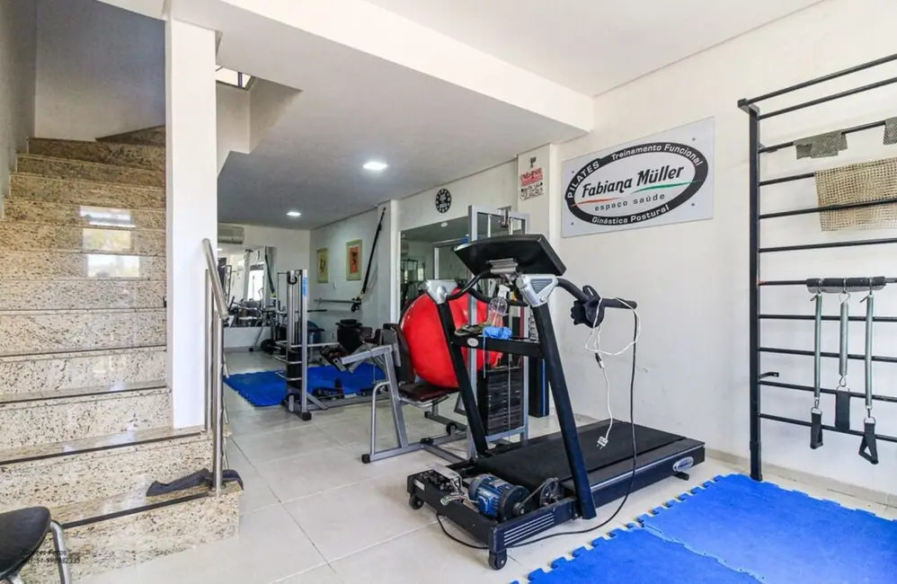 Casa com 2 quartos à venda, 179m2 em Hípica, Porto Alegre - RS - imagem 3 Foto 3 de Casa com 2 quartos à venda, 179m2 em Hípica, Porto Alegre - RS