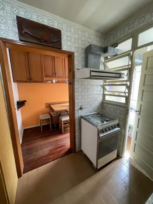 Apartamento com 3 quartos à venda, 122m2 em Auxiliadora, Porto Alegre - RS - imagem 9 Foto 9 de Apartamento com 3 quartos à venda, 122m2 em Auxiliadora, Porto Alegre - RS