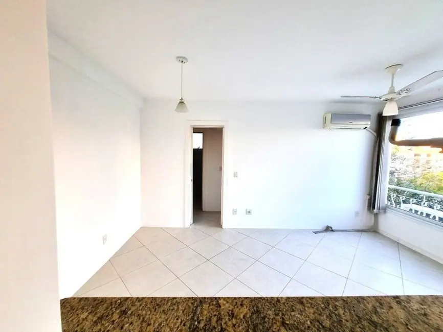 Apartamento com 1 quarto à venda, 46m2 em Menino Deus, Porto Alegre - RS - imagem 3 Foto 3 de Apartamento com 1 quarto à venda, 46m2 em Menino Deus, Porto Alegre - RS