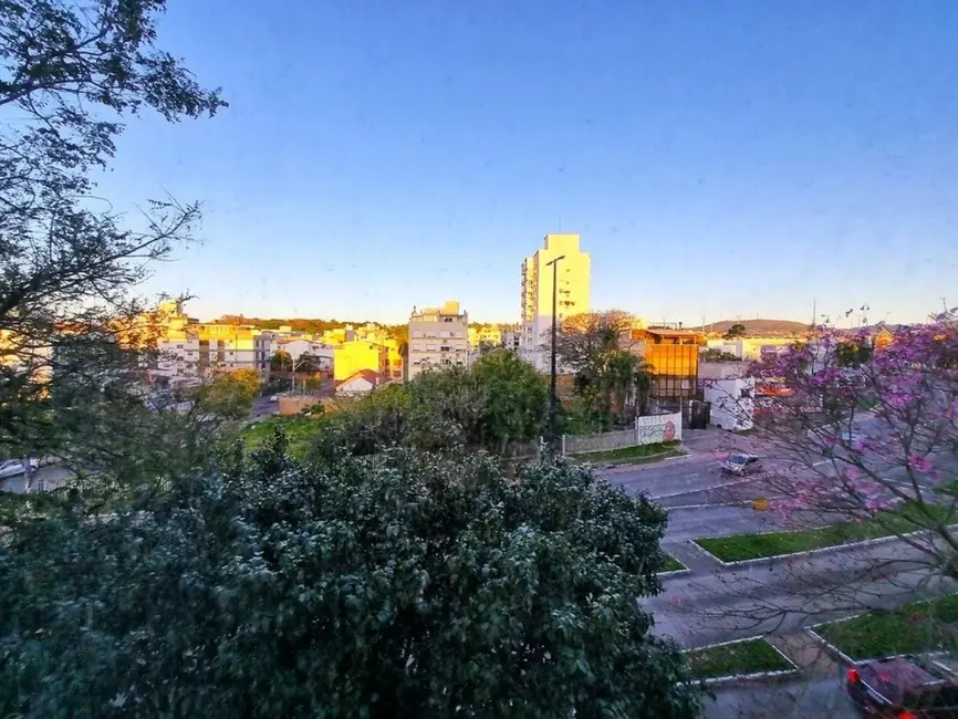 Foto 2 de Apartamento com 1 quarto à venda, 46m2 em Menino Deus, Porto Alegre - RS