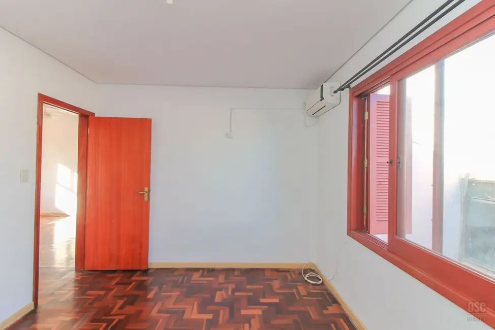 Foto 6 de Apartamento com 2 quartos à venda, 51m2 em Medianeira, Porto Alegre - RS