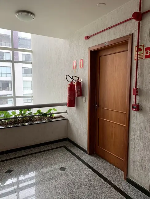 Sala Comercial à venda, 64m2 em Menino Deus, Porto Alegre - RS - imagem 9 Foto 9 de Sala Comercial à venda, 64m2 em Menino Deus, Porto Alegre - RS