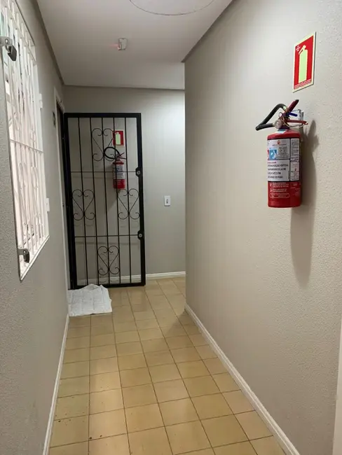 Foto 4 de Sala Comercial à venda, 38m2 em Tristeza, Porto Alegre - RS