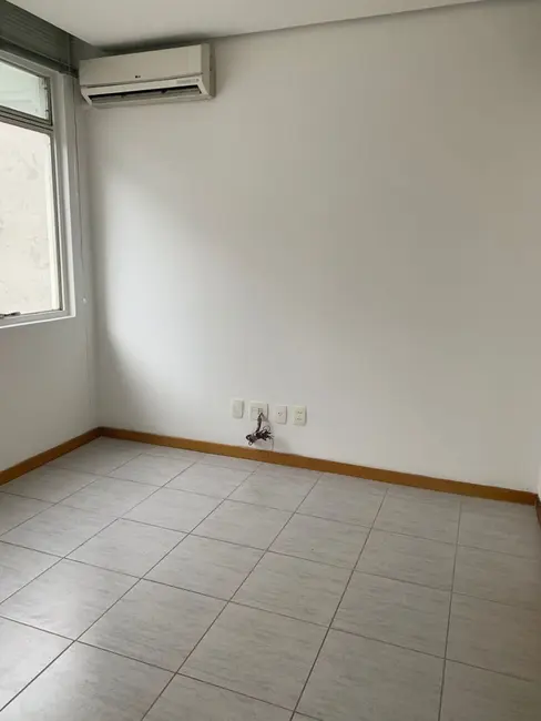 Foto 8 de Sala Comercial à venda, 38m2 em Tristeza, Porto Alegre - RS