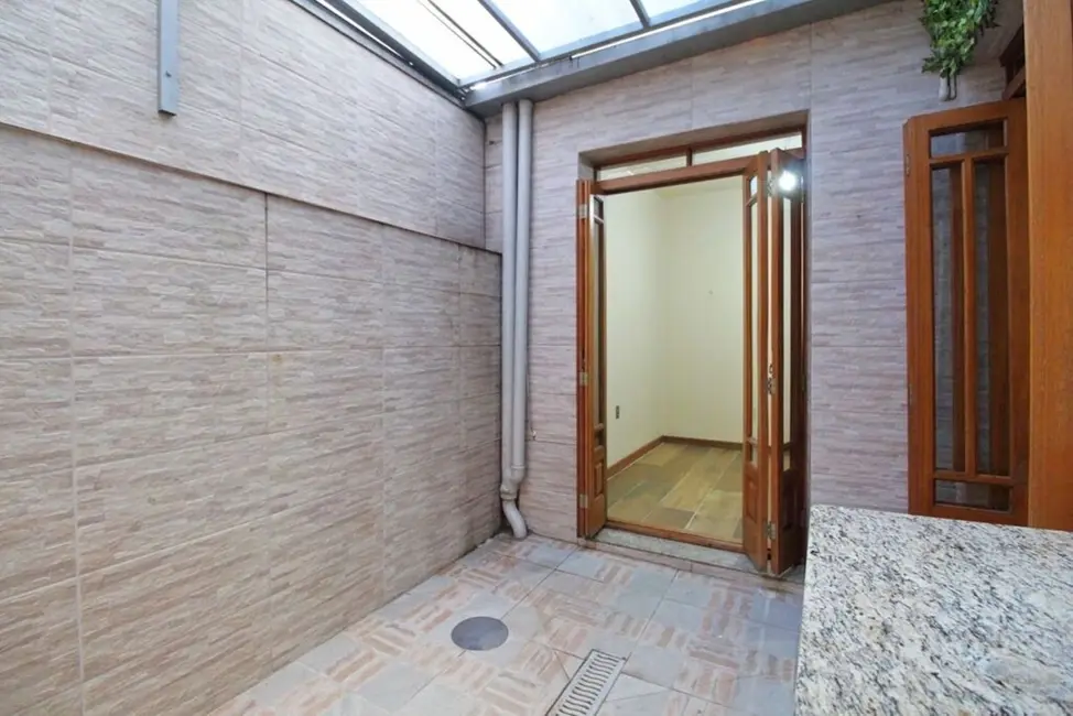 Foto 5 de Apartamento com 3 quartos à venda, 66m2 em Floresta, Porto Alegre - RS