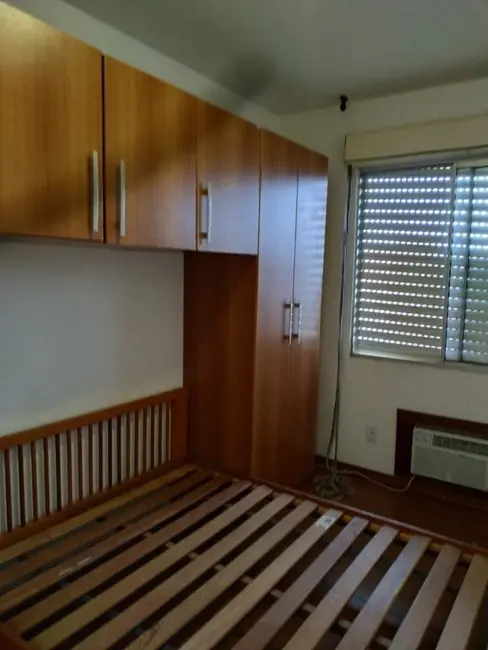 Apartamento com 2 quartos à venda, 52m2 em Navegantes, Porto Alegre - RS - imagem 1 Foto 1 de Apartamento com 2 quartos à venda, 52m2 em Navegantes, Porto Alegre - RS